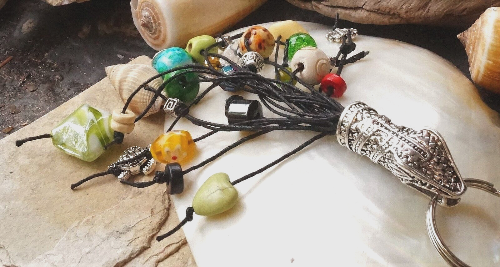 Design Schlüsselanhänger Antiksilber Schlange Kobra Steine Holz Glas Totenkopf – Bild 5