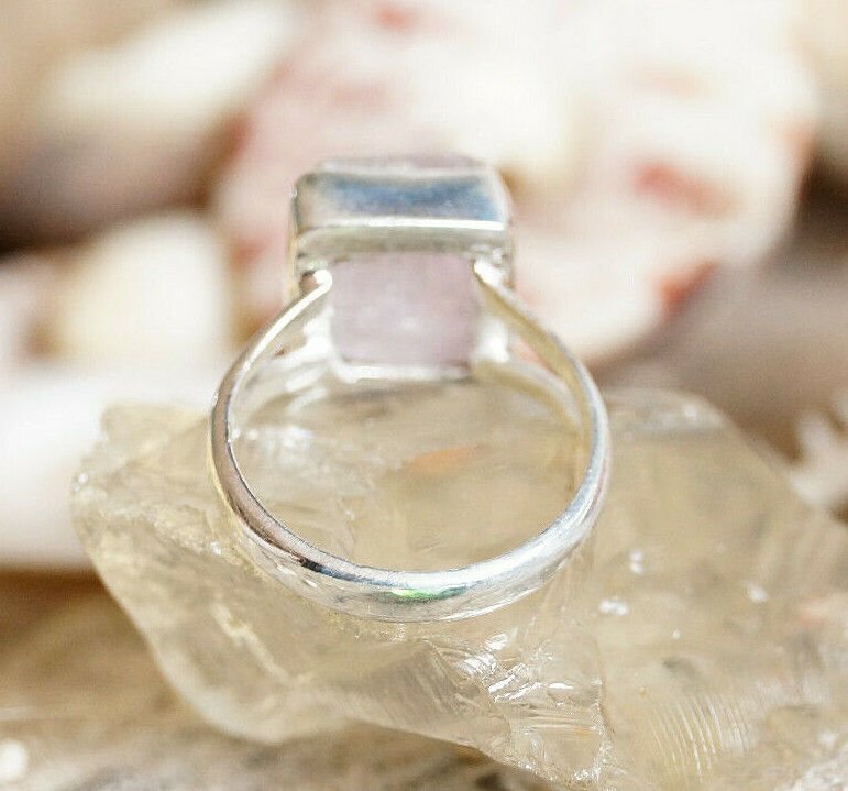 Silberring 57 Kunzit Rosa Ring Silber Rohstein Freiform Schlicht Modern Eckig – Bild 7