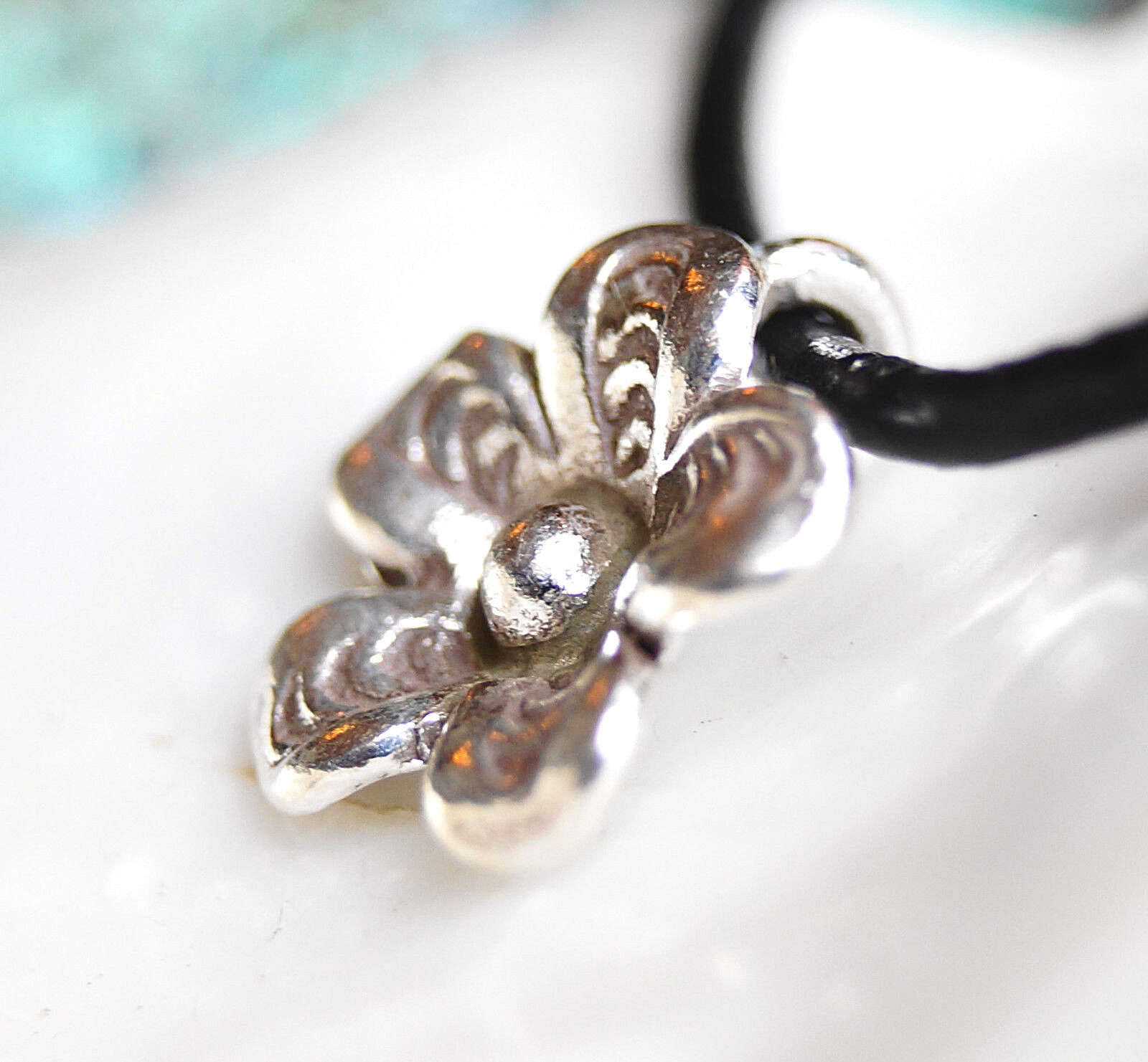 Silber Kettenanhänger Ø 1,2 cm Blume Blüte Gewölbt Floral Rund Verspielt Vintage – Bild 4