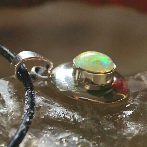 Kettenanhänger Silber Feueropal Opal Weiß Oval Schlicht Flash Multicolor Elegant – Bild 5