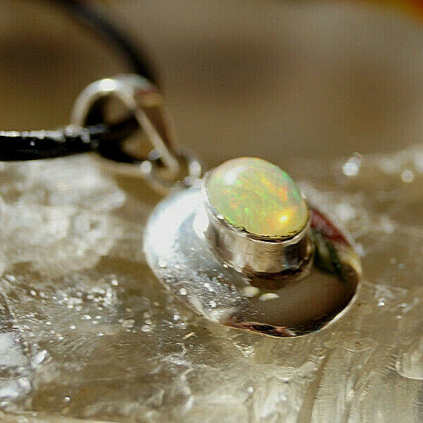 Kettenanhänger Silber Feueropal Opal Weiß Oval Schlicht Flash Multicolor Elegant – Bild 10